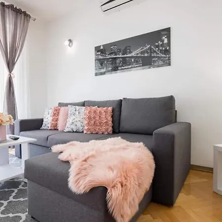 Una Apartman Makarska
